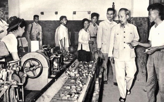 Kỷ niệm 140 năm Ngày Quốc tế Lao động (1/5/1886-1/5/2026) - Kỳ II: Đóng góp của giai cấp công nhân Việt Nam qua các thời kỳ cách mạng*