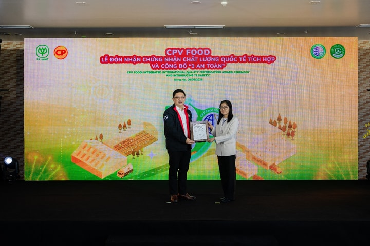 CPV Food đón nhận chứng nhận chất lượng quốc tế tích hợp và công bố chương trình “3 an toàn”