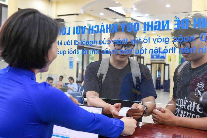 Ngành Đường sắt giảm 10% giá vé tàu khách Bắc - Nam từ ngày 1/7/2026