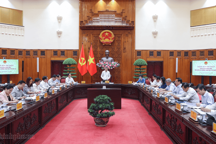 Thủ tướng Lê Minh Hưng: Khẩn trương nghiên cứu, đề xuất tích hợp thực chất 4 chương trình mục tiêu quốc gia