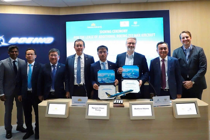 Vietnam Airlines ký thỏa thuận thuê thêm 19 máy bay Boeing 737 MAX 8