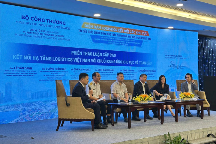 "Tái cấu trúc chuỗi cung ứng toàn cầu – Cơ hội mới cho logistics Việt Nam"