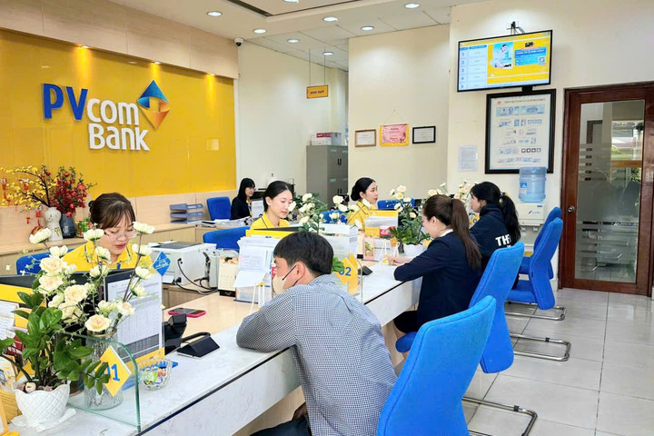 Tín dụng Khu vực 13: Mở dòng vốn hướng tâm vào các động lực tăng trưởng mới