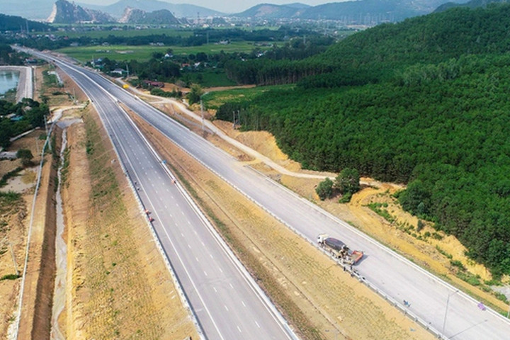 Đẩy nhanh tiến độ các dự án đường cao tốc tại khu vực phía Bắc
