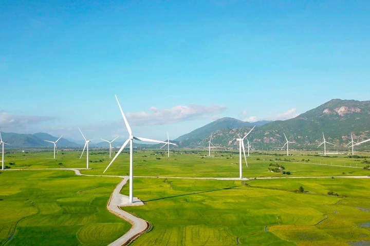Khơi thông dòng vốn xanh và thị trường carbon